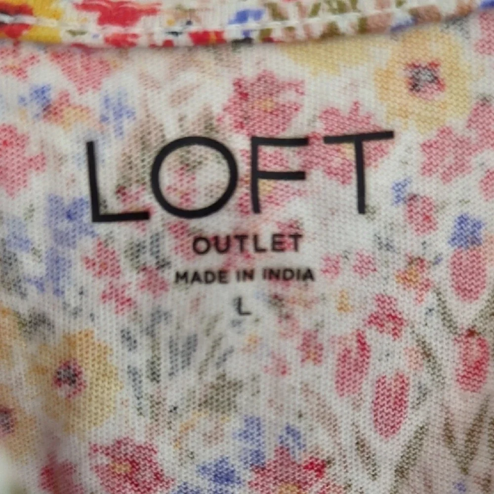 LOFT Multicolor Floral‎ Blouse